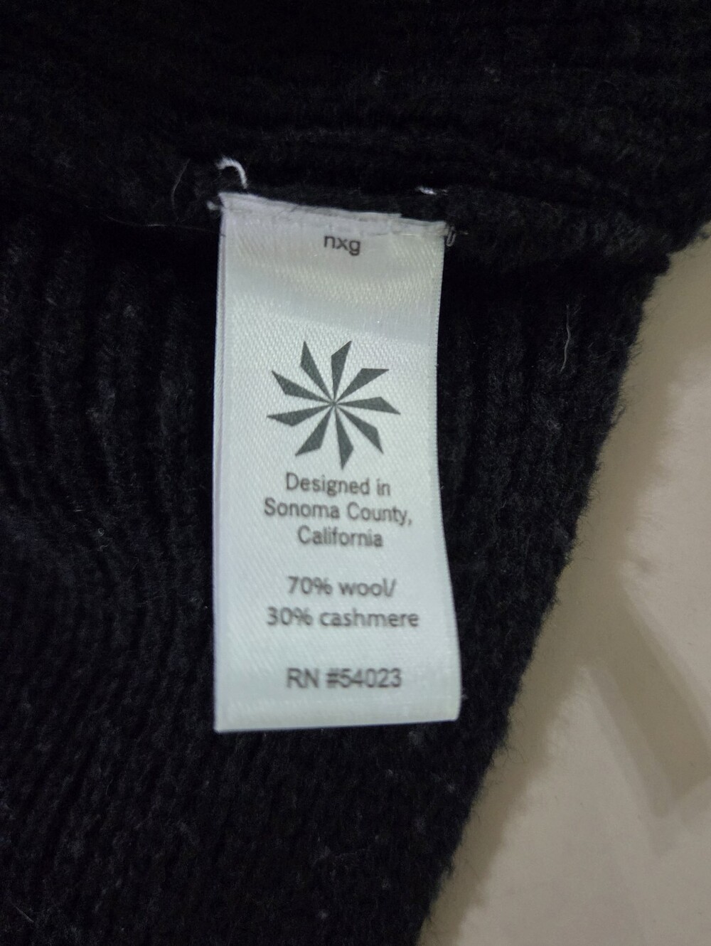 Athleta Black Crewneck Wool Cashmere Bell Sleeve Sweater - Picture 12 of 16